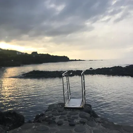 Adega Do Cagarro Prainha (Sao Roque do Pico)