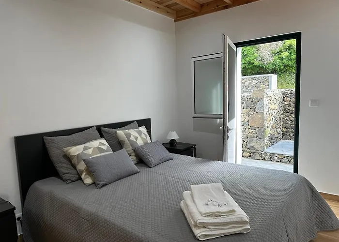 Adega Do Cagarro * Prainha (Sao Roque do Pico)